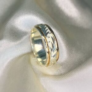 Alianza Facetada de plata y Oro Macizo 14K